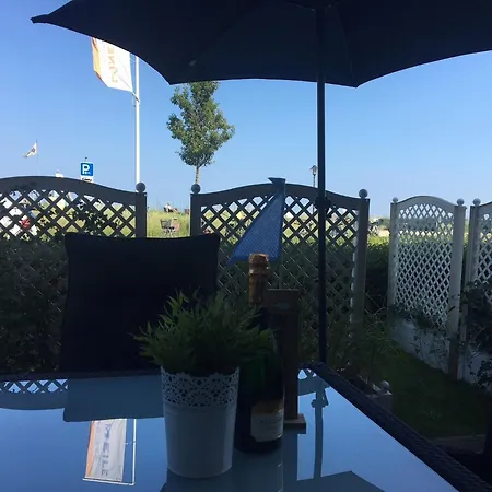 Strandvilla Mit Duenenblick Direkt Am Appartement Scharbeutz